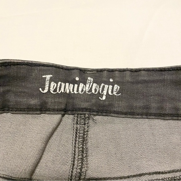 Jeaniologie Women Size 6 High Rise Skinny Jeans Distressed - Picture 4 of 16